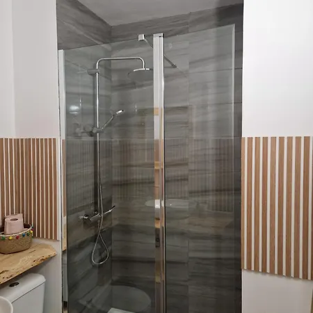 Appartement Lili Cap Parking 100 M De La Cap D'agde *
